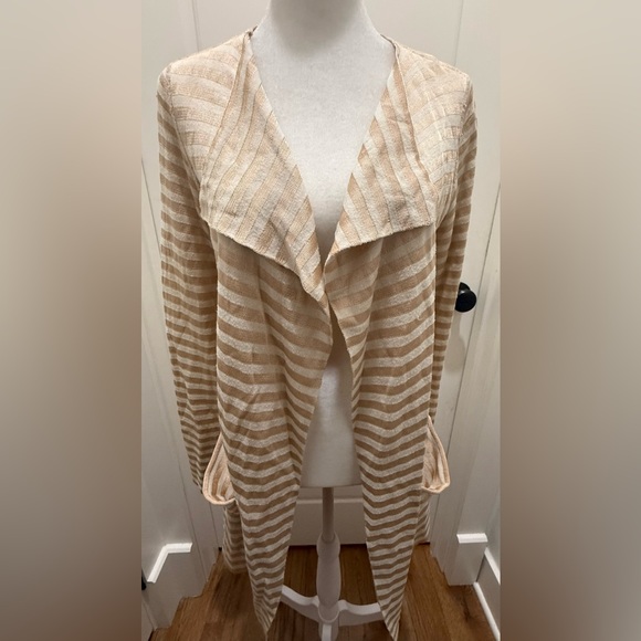 Emporio Armani Sweaters - Emporio Armani. Beige Striped Open Cardigan. Size 6.